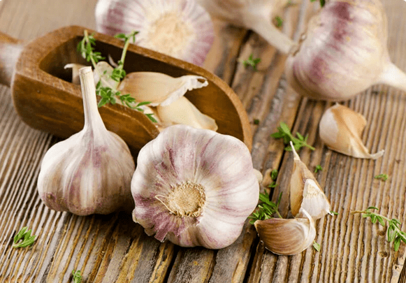 Garlic of worms